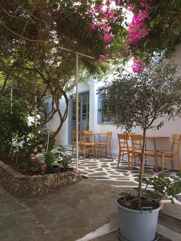 Hotel Minoa Katapola Exterior photo
